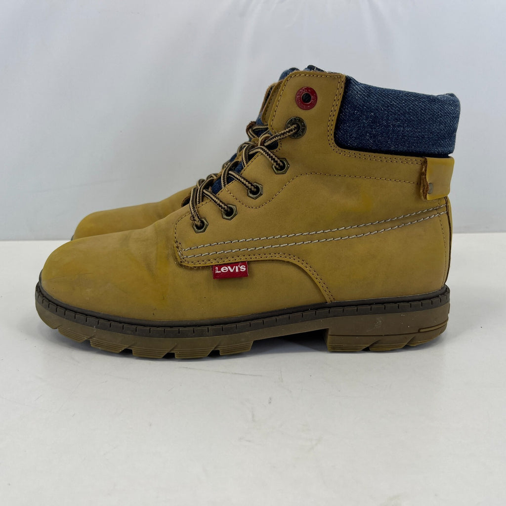 Levis Women’s Tan Leather Boots Lace-up Wheat Brown Chukka Red Tab  size UK 4