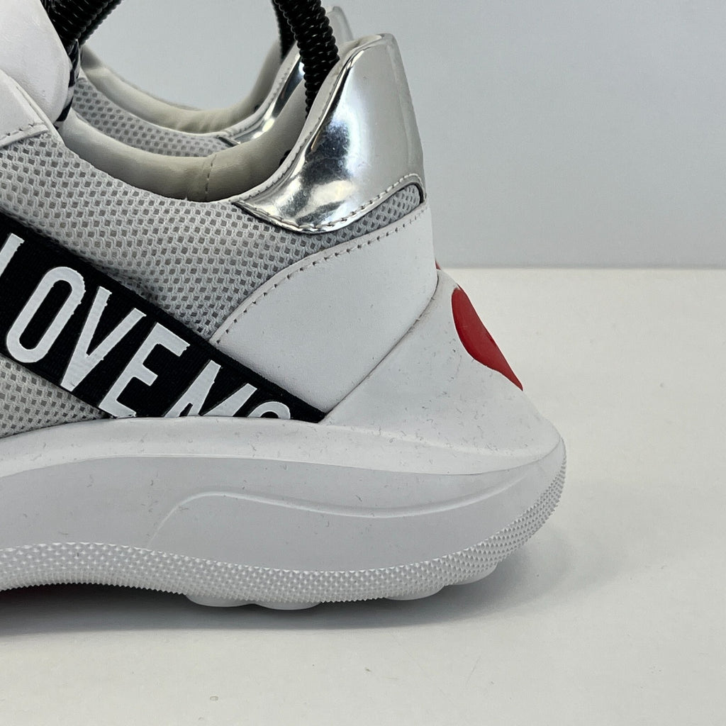 Love Moschino Heart Trainers size UK 5 EU 3 Women Low Top Slip On White Sneakers