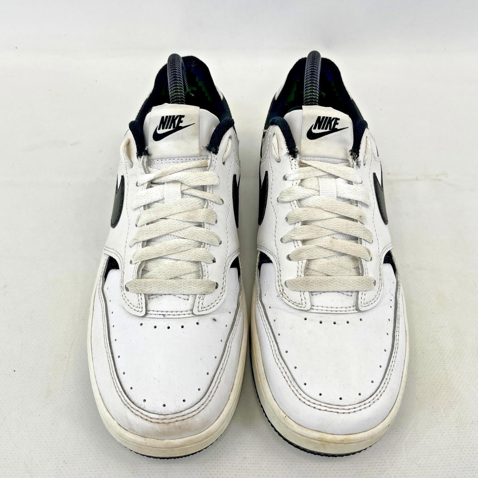 Nike Gamma Force Women’s Leather Trainers Shoes White/Black size UK 5.5 EU 39