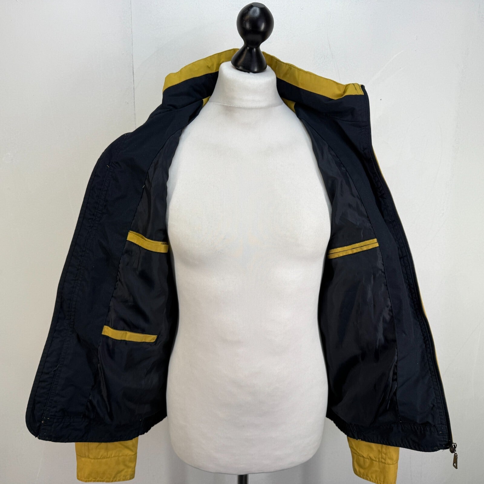 Saxon Hiking Jacket Showerproof Countrywear Premium Mens Mustard Yellow size S