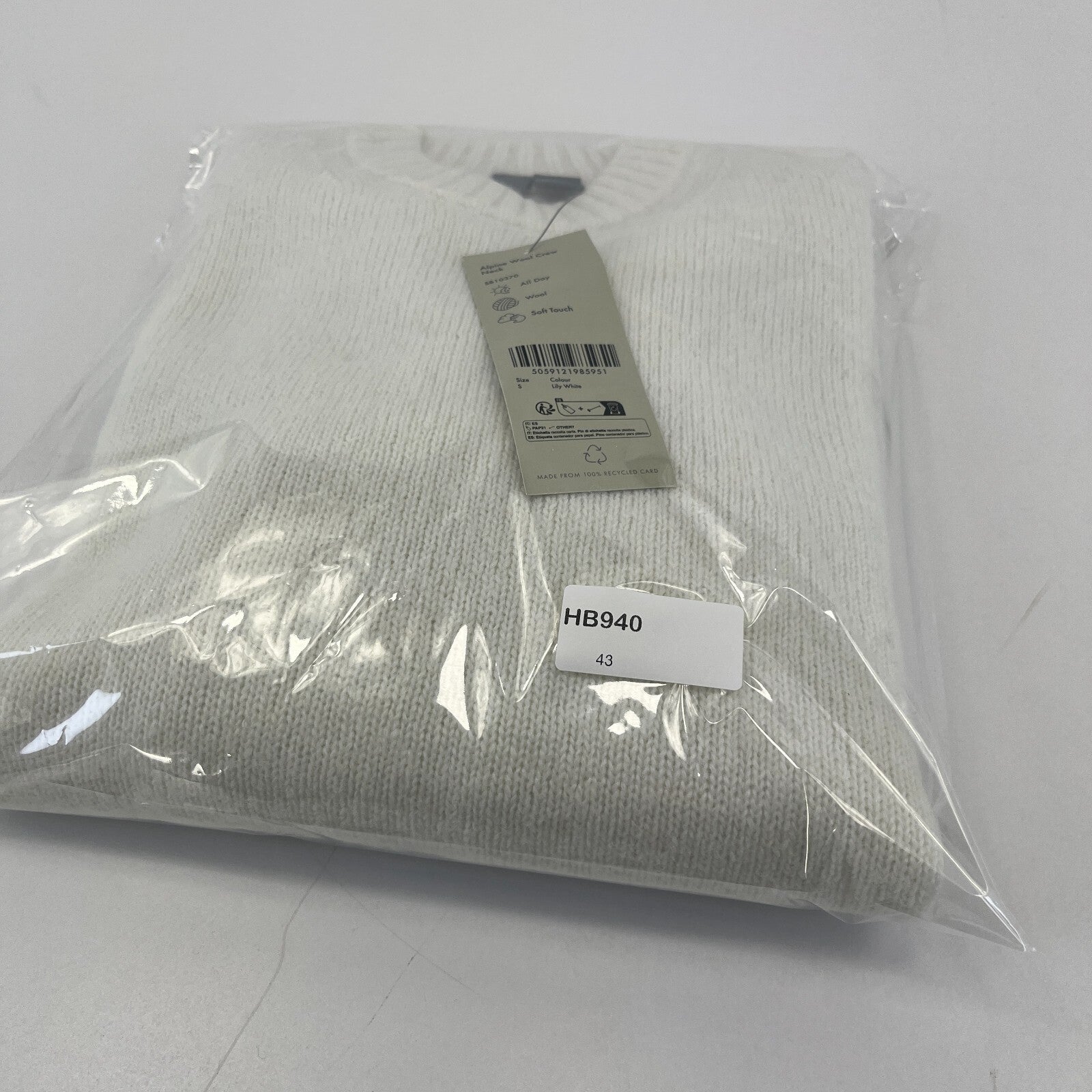 Sweaty Betty Alpine Wool Crew Neck Jumper Sweater in Lily White size S Alpaca