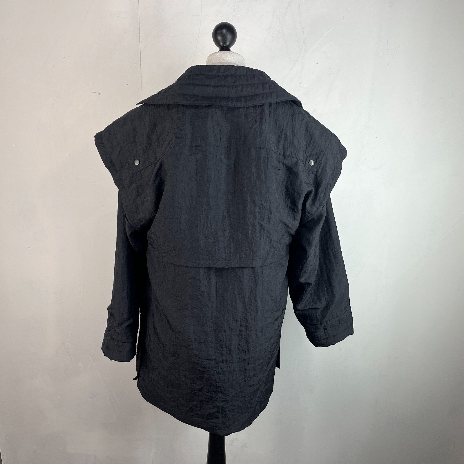 Genuine Macintosh Women's Insulated Mac Rain Trench Coat in Black UK size 12