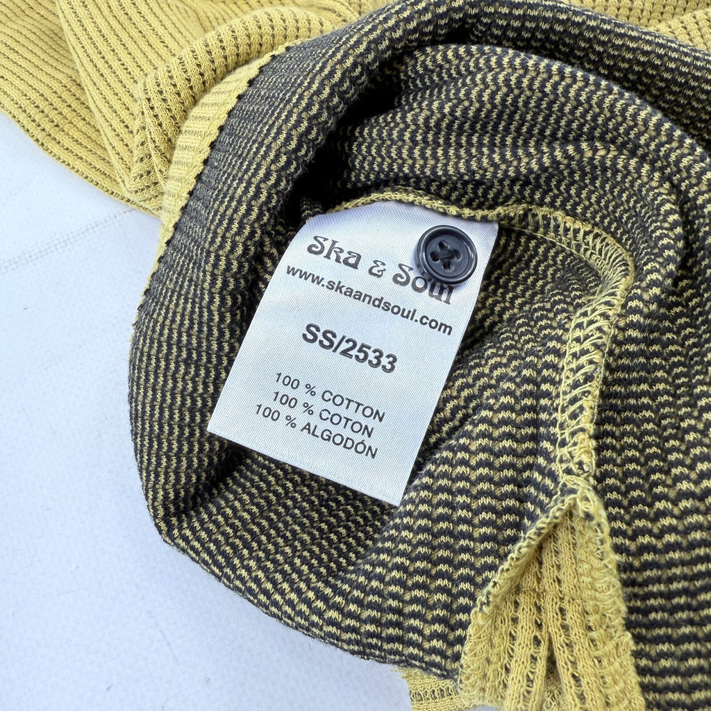 Ska & Soul Men's Waffle Knit Polo in Mustard Yellow size M - New - Model SS/2533