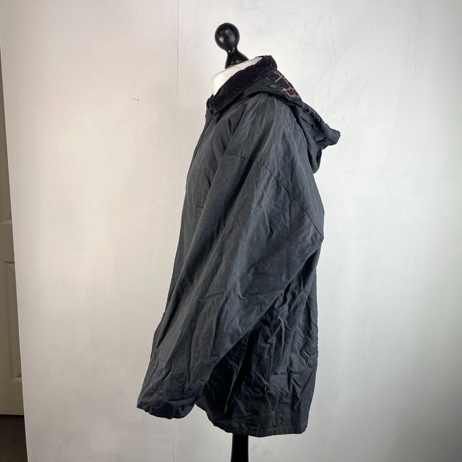 Mc Orvis Wax Jacket Mens size M Black Waxed Coat with Hood Made in the UK