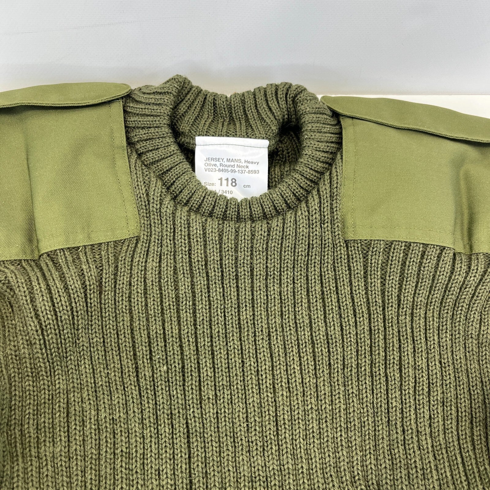 British Army Jersey Men's Heavy Olive Round Neck Jumper Jersey size 118cm
