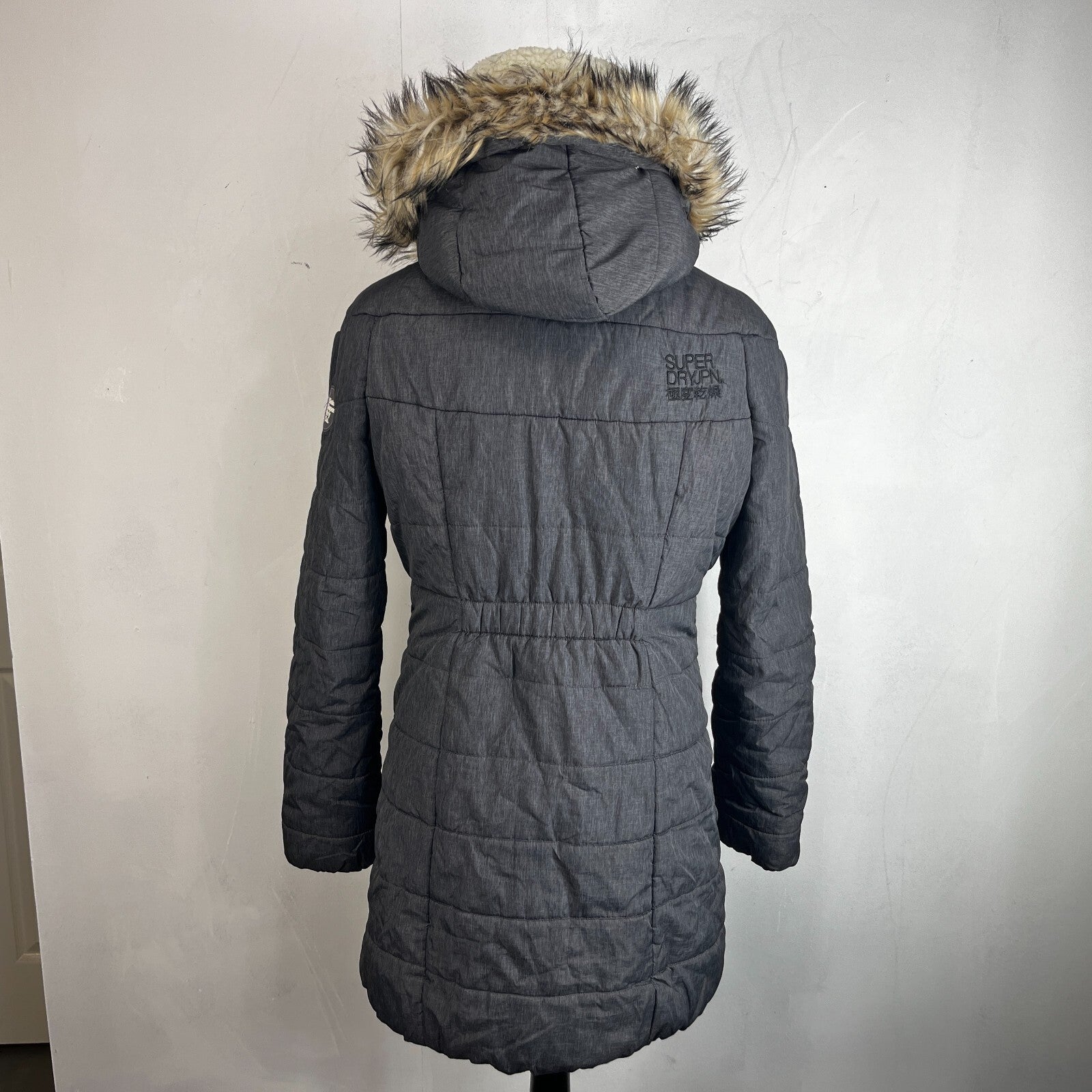 Superdry Mountain Co Mid Faux Fur Puffer - Size XL Grey Hooded  Coat