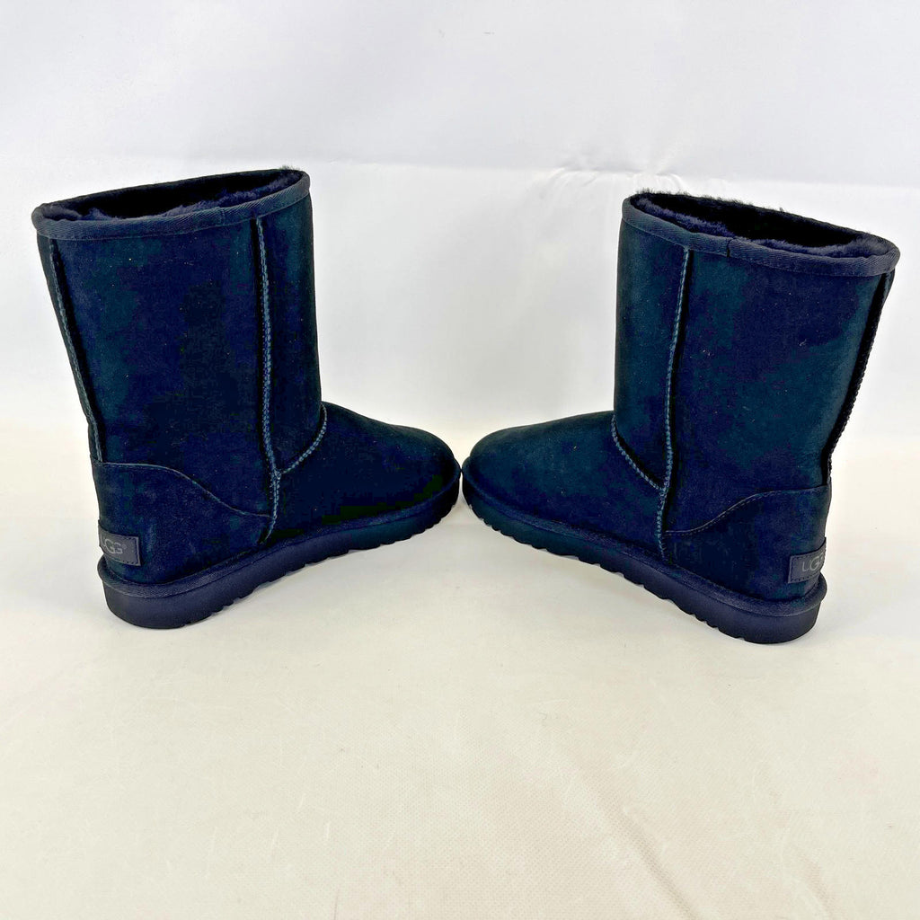 Genuine UGG Classic Short II Boots in Black UK Adult 10.5 Fleece Lined - New