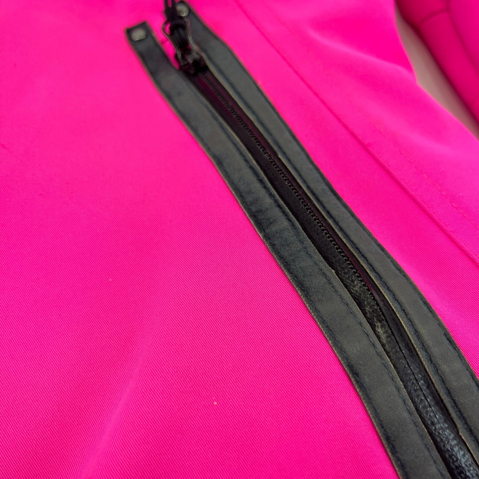 Degre 7 Women's Ski Jacket in Bright Pink with Faux Fur Fringe Hood size 38/S