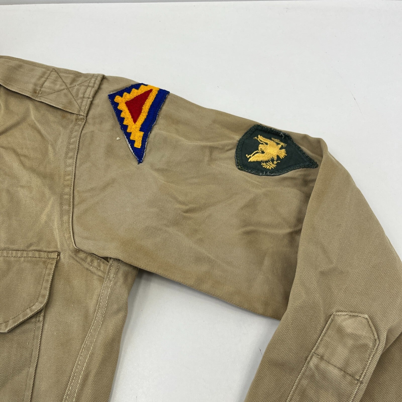 Vintage American Army Military Long Sleeve Shirt with Badges Khaki Brown size M