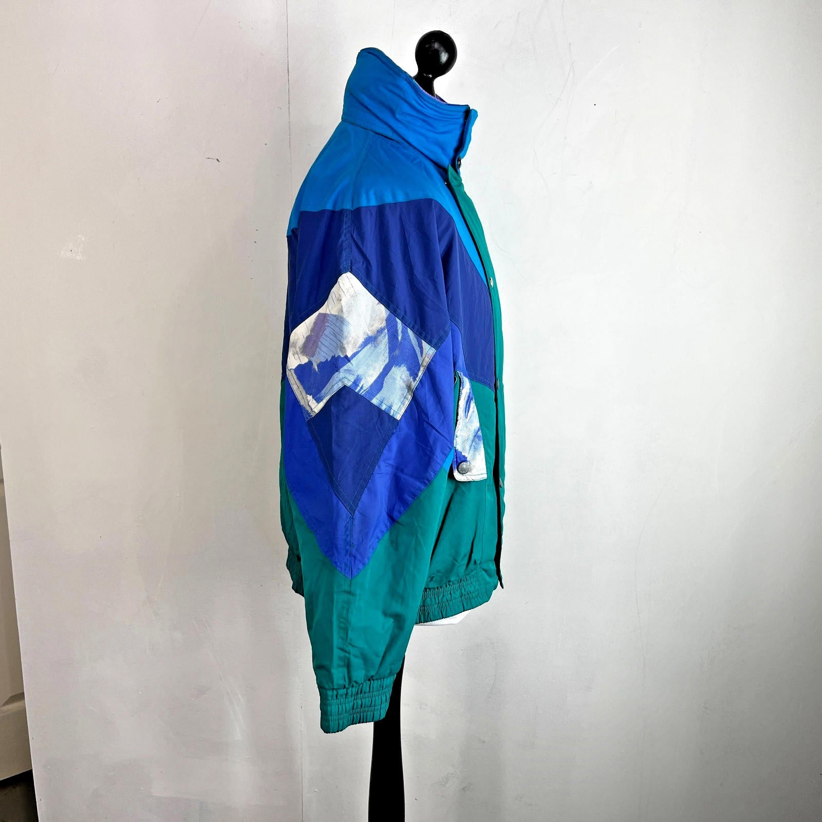 Vintage Sergio Tacchini 80s 90s Mens size M White Label Ski Jacket Blue & Green
