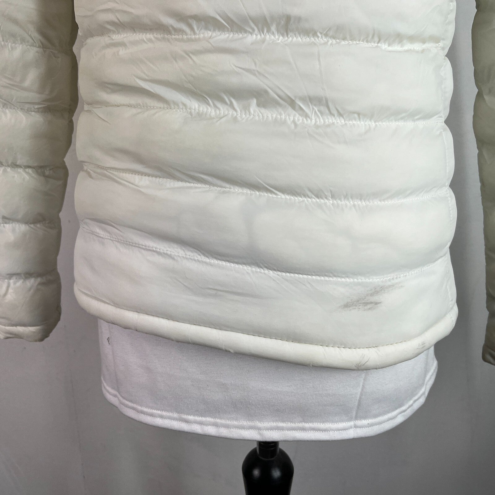 Bench White Quilted Puffer Jacket Women's size 12 (medium) Style Ludlow3