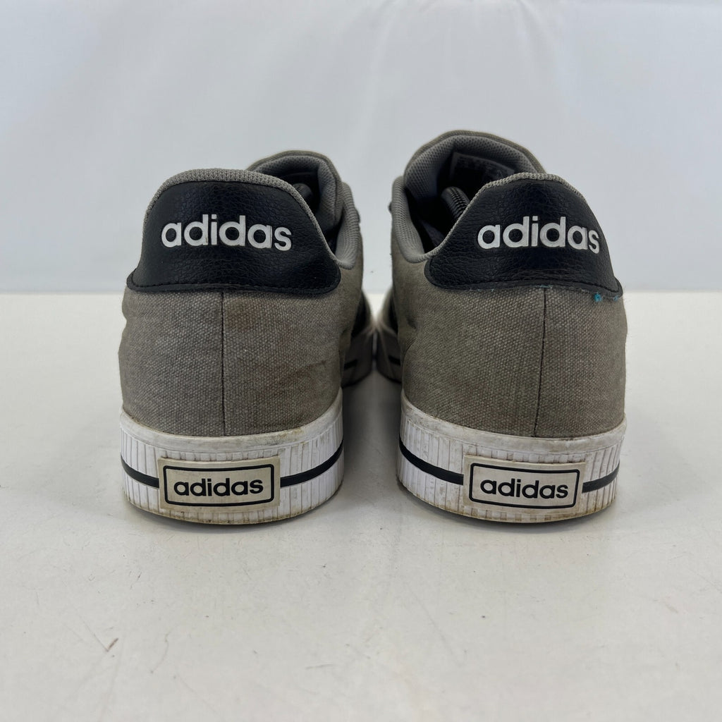 Adidas Daily 3.0 Men’s Trainers Dove Grey size UK 10 - EU 44 2/3 - FW3270