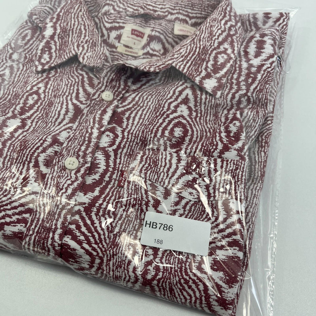 Levi’s Short Sleeve Holiday Shirt Red/White size Large Relaxed