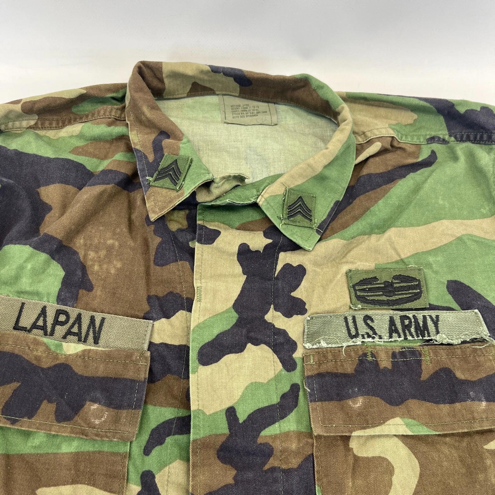 Genuine Vintage US Army Issue Camo Combat Jacket with Badges size Medium-Long