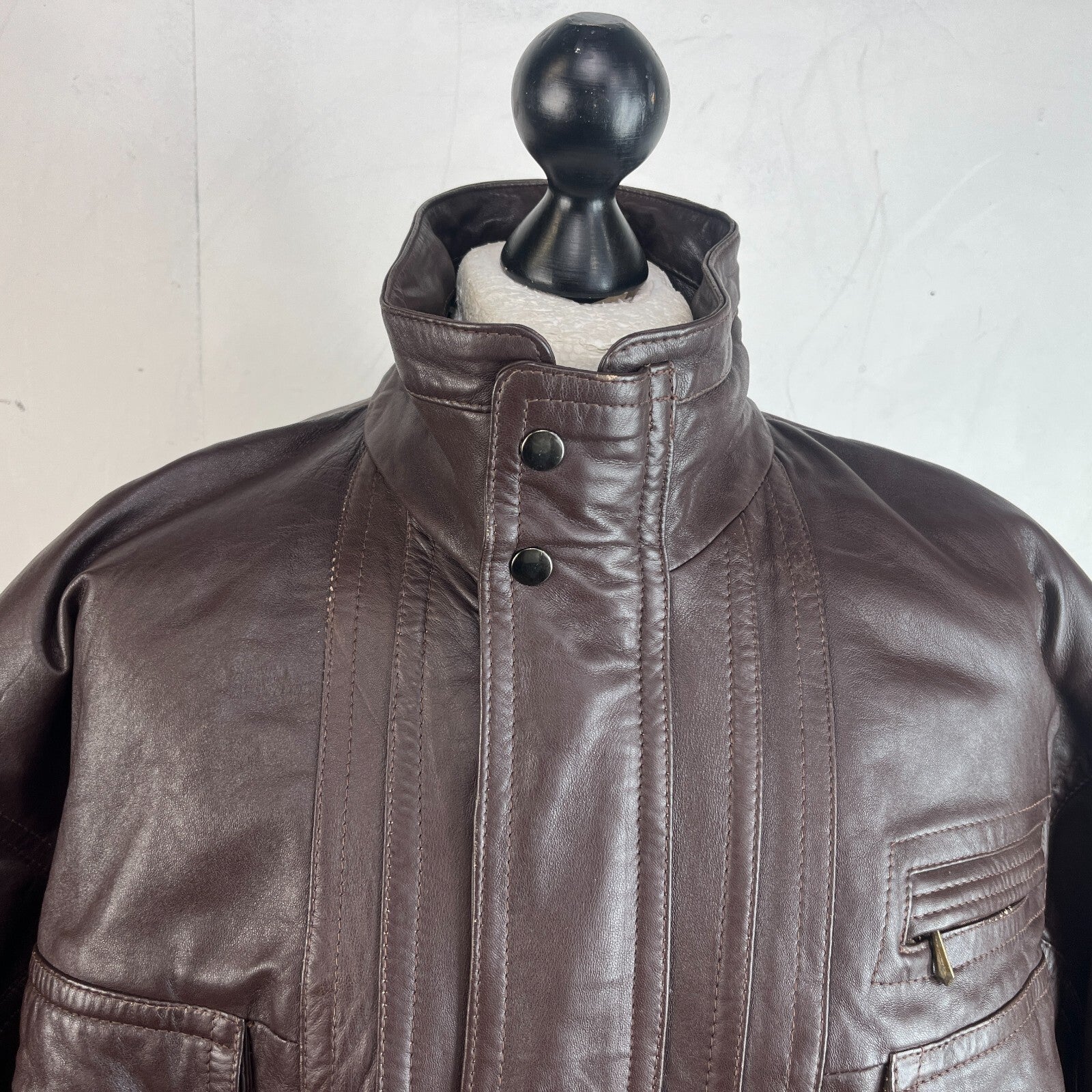 Mens Vintage Burton Brown Leather Bomber Jacket size Large