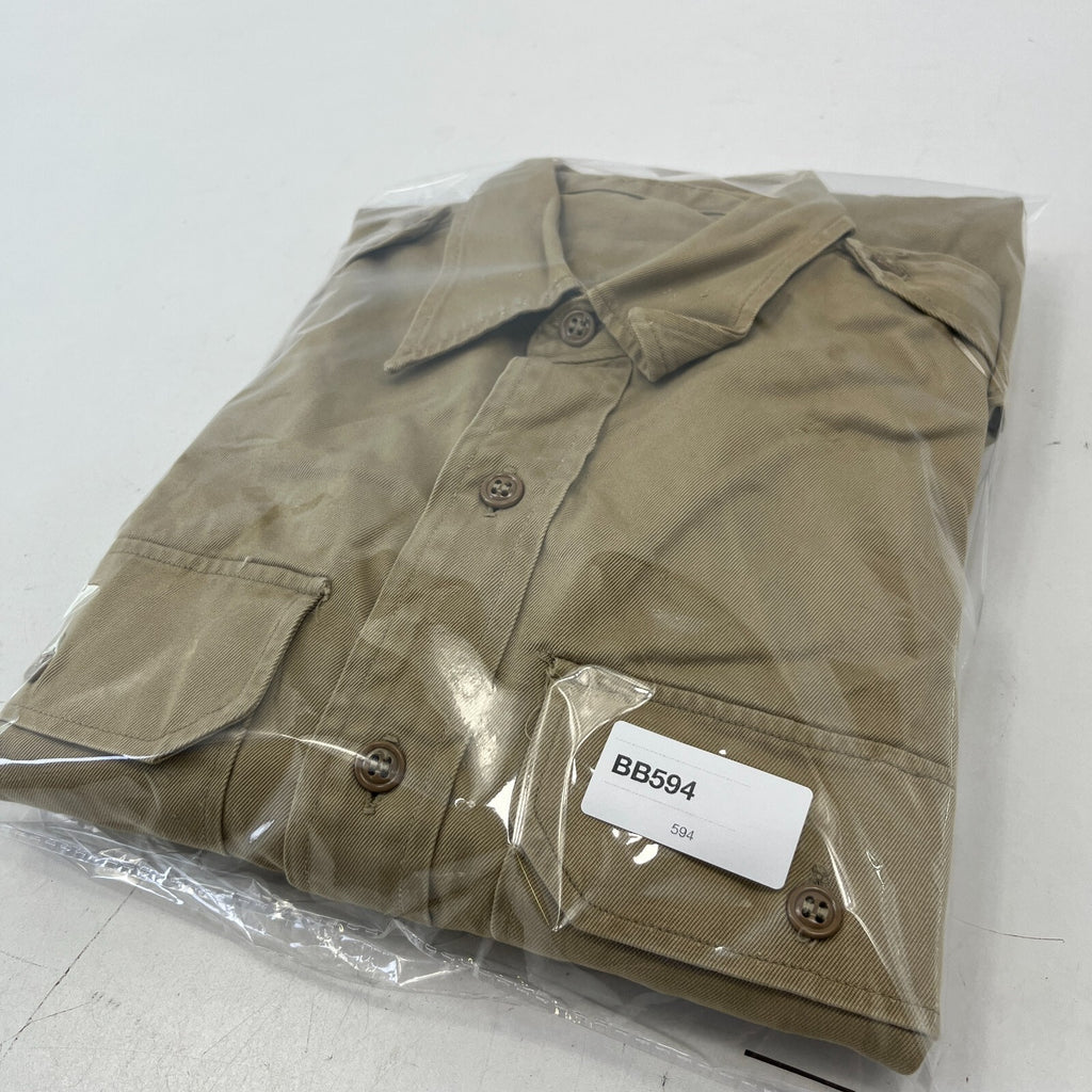 Vintage American Army Military Long Sleeve Shirt with Badges Khaki Brown size M