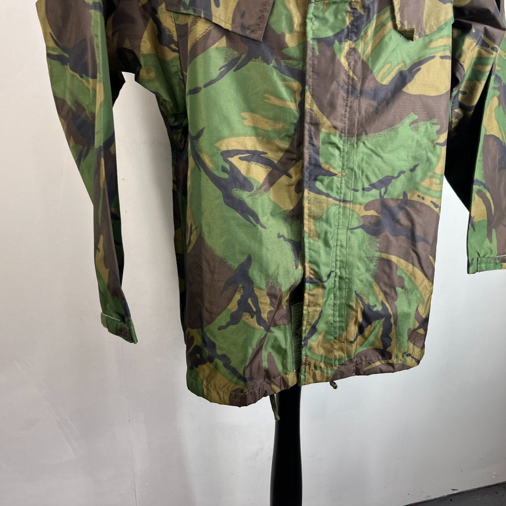 British Army DPM Waterproof Combat Smock 170/100 (Large) Woodland Camo Jacket