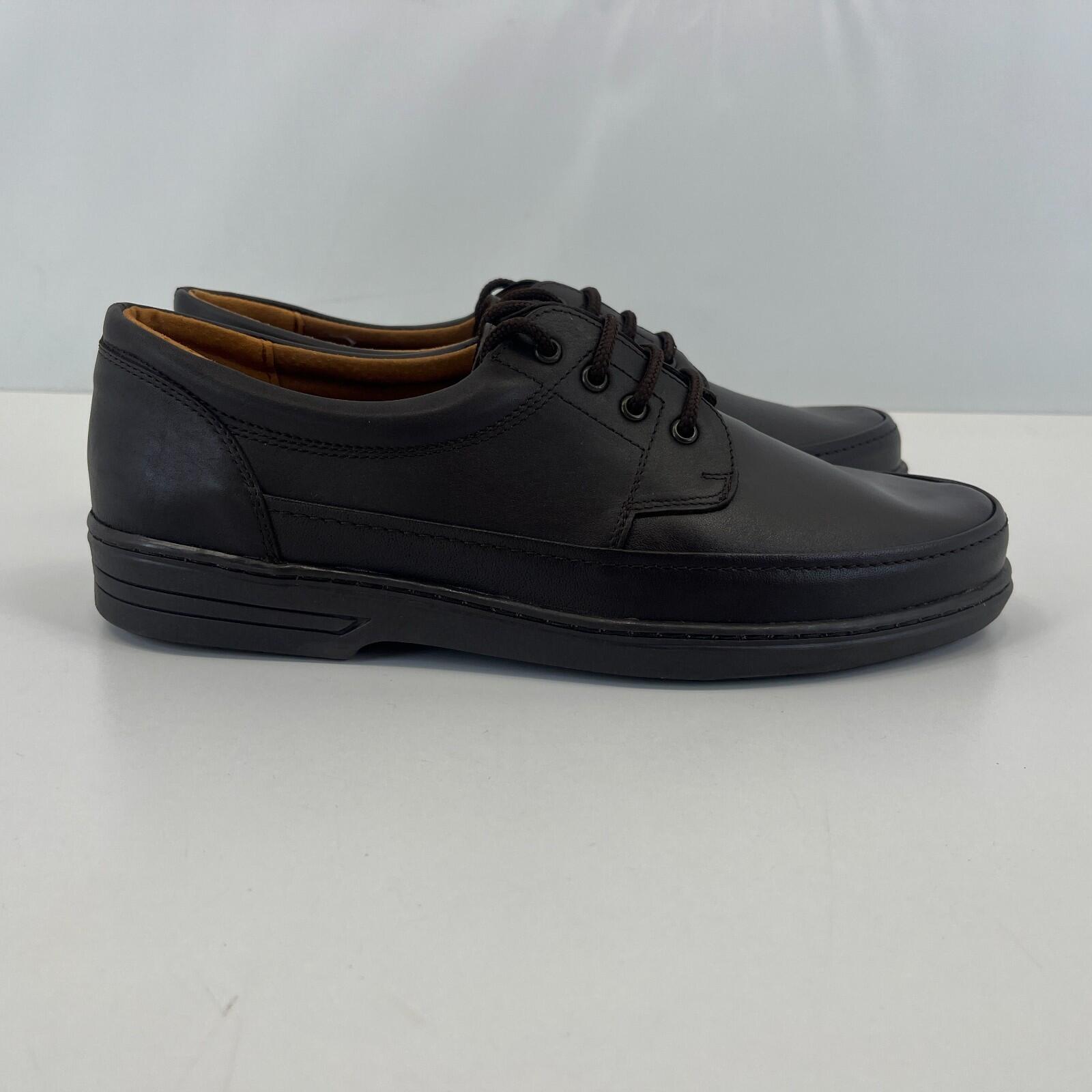Men's Clarks Brown Leather Loafers Shoes size UK 10 G - EU 44 1/2 - New Boxed