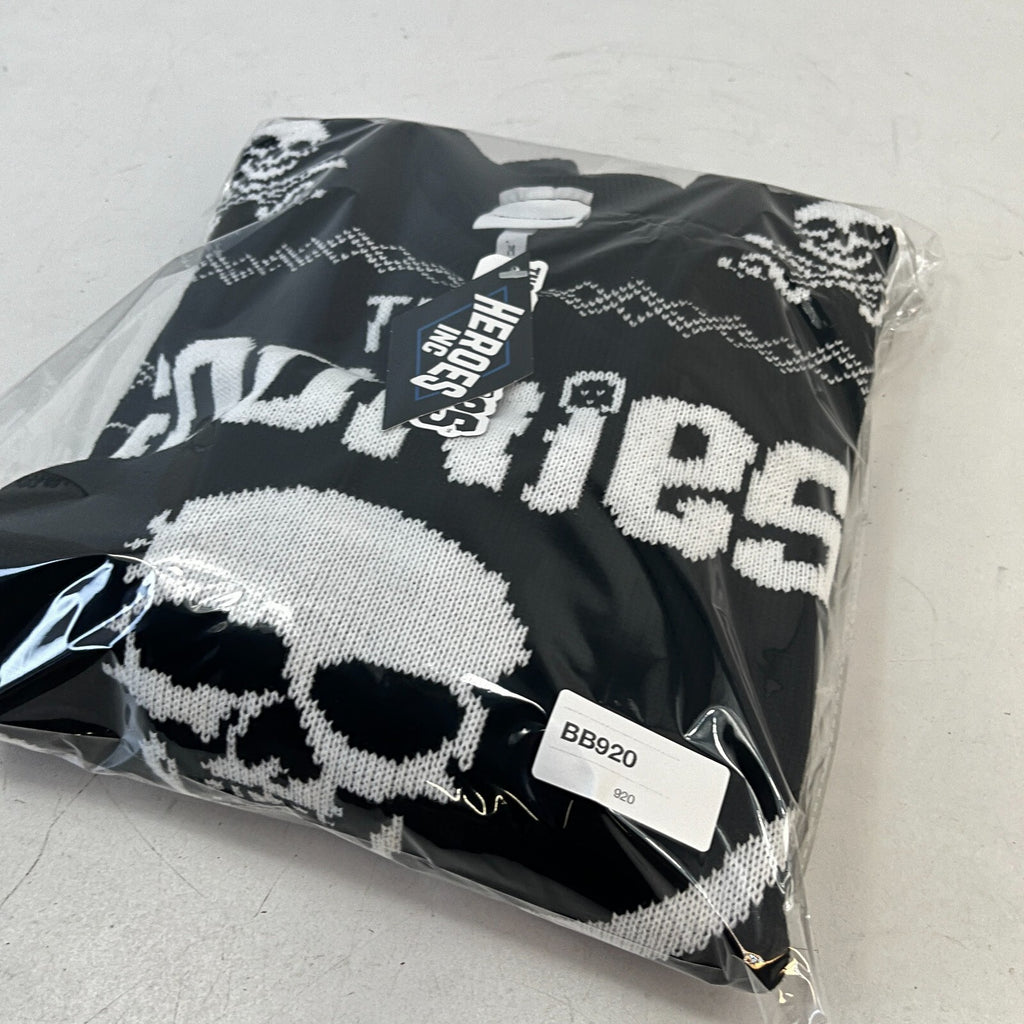 The Goonies Never Say Die Jumper Sweater Pullover Black/White size Medium Christmas