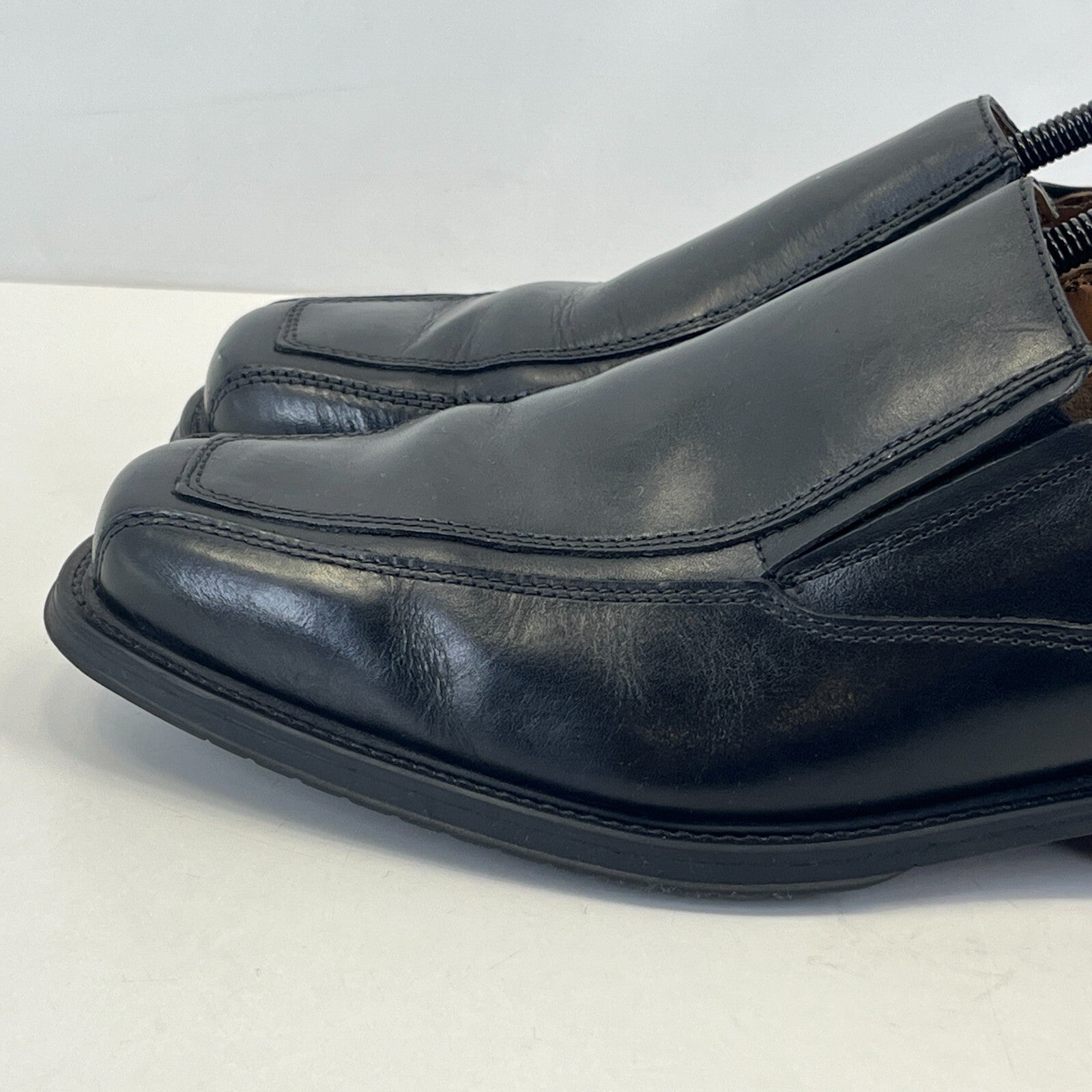 Clarks Ultimate Comfort Collection Men's Leather Slip On Shoes in Black size 9 G