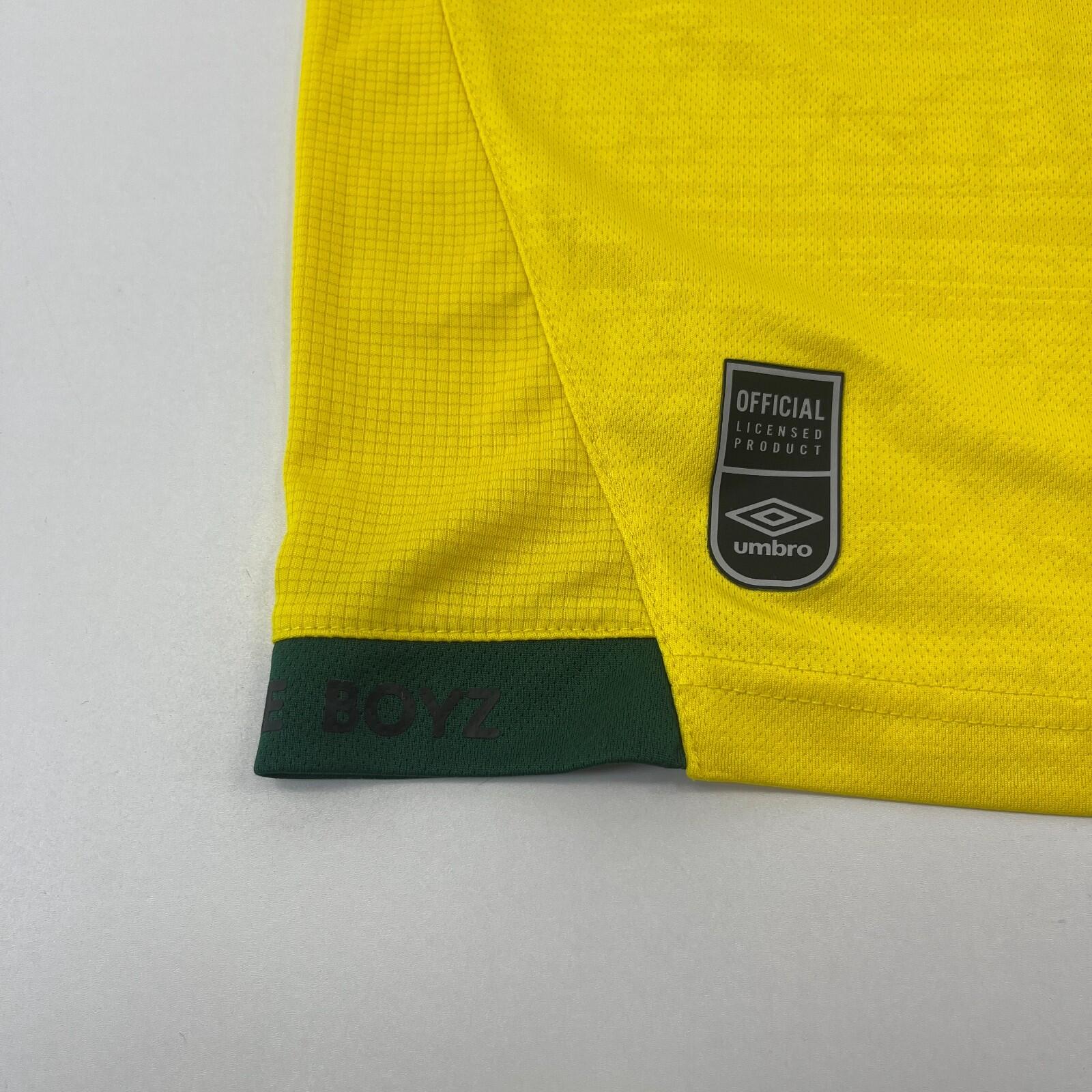 Jamaica Football Shirt size M Yellow Green Home 2021-2022 Mens Soccer Umbro