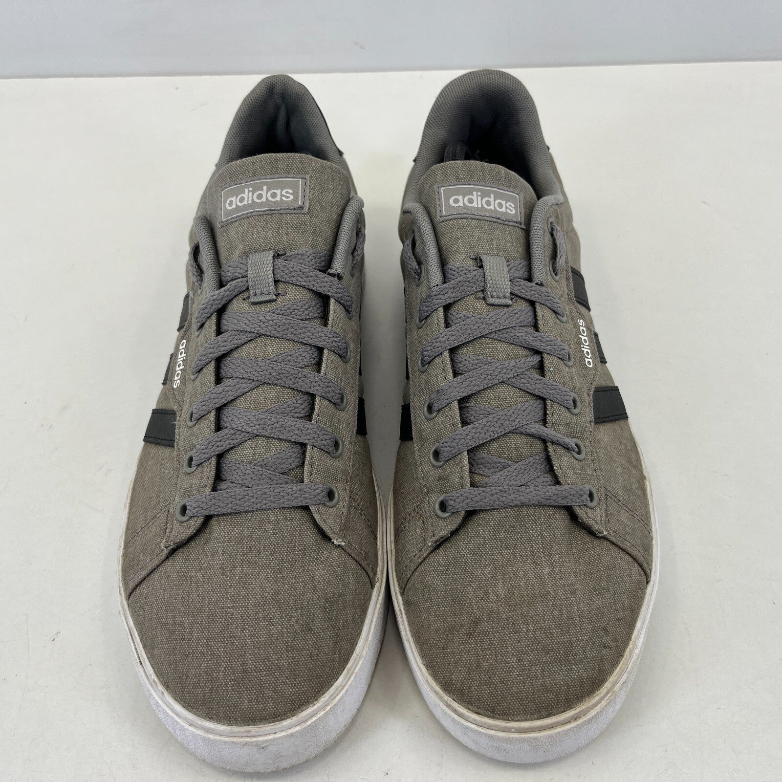 Adidas Daily 3.0 Men’s Trainers Dove Grey size UK 10 - EU 44 2/3 - FW3270