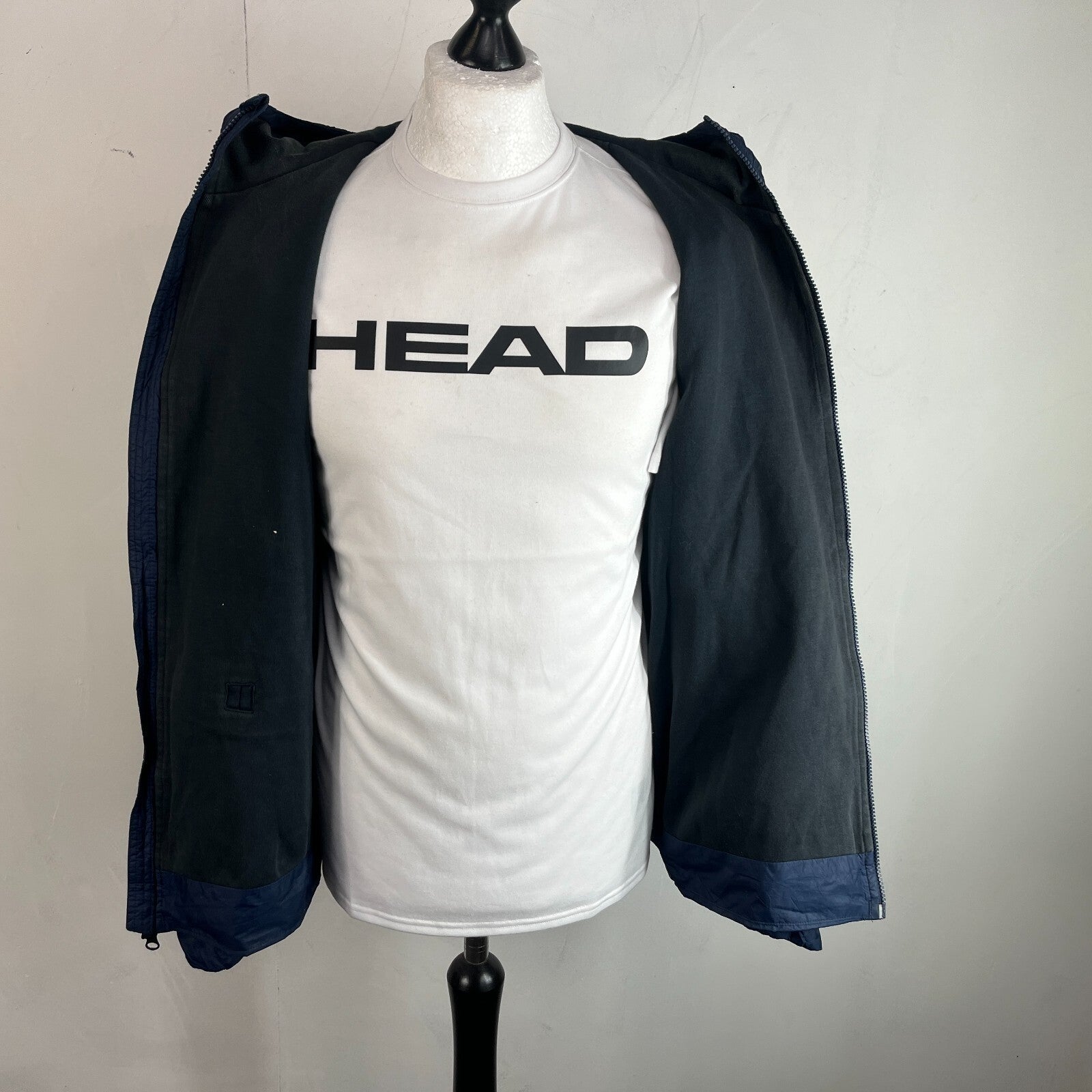 Nike Sportswear Jacket Men's size M Navy Blue Windrunner Windbreaker Hood Lined
