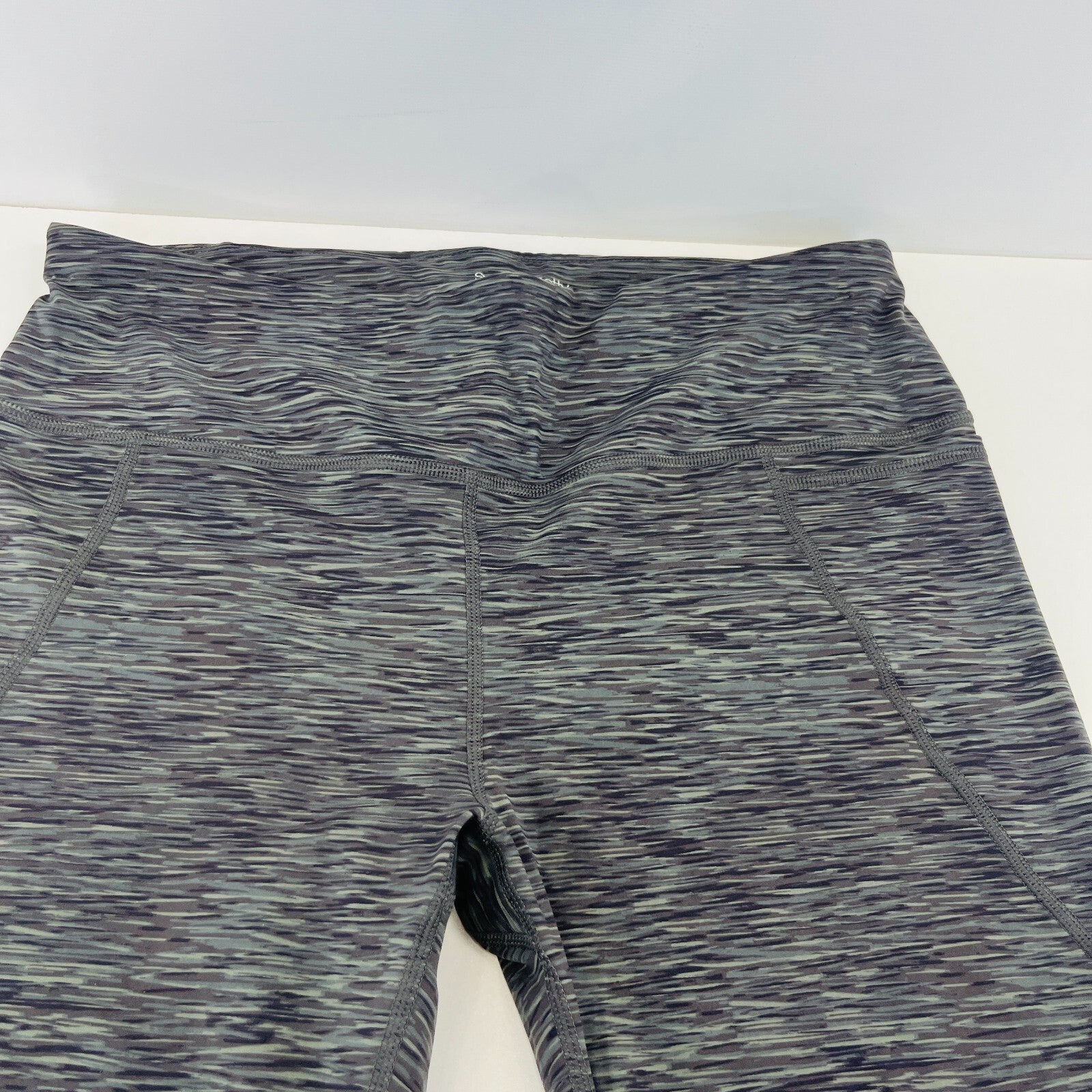 Sweaty Betty Power 7/8 Length Leggings UK L Grey/Green Micro Camo Print Gym Run