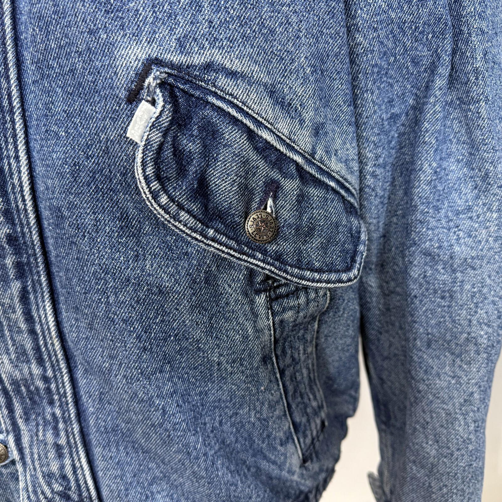 Levi's Trucker Sherpa Lined Denim Jacket Men's US size S (fits like M Loose Fit)