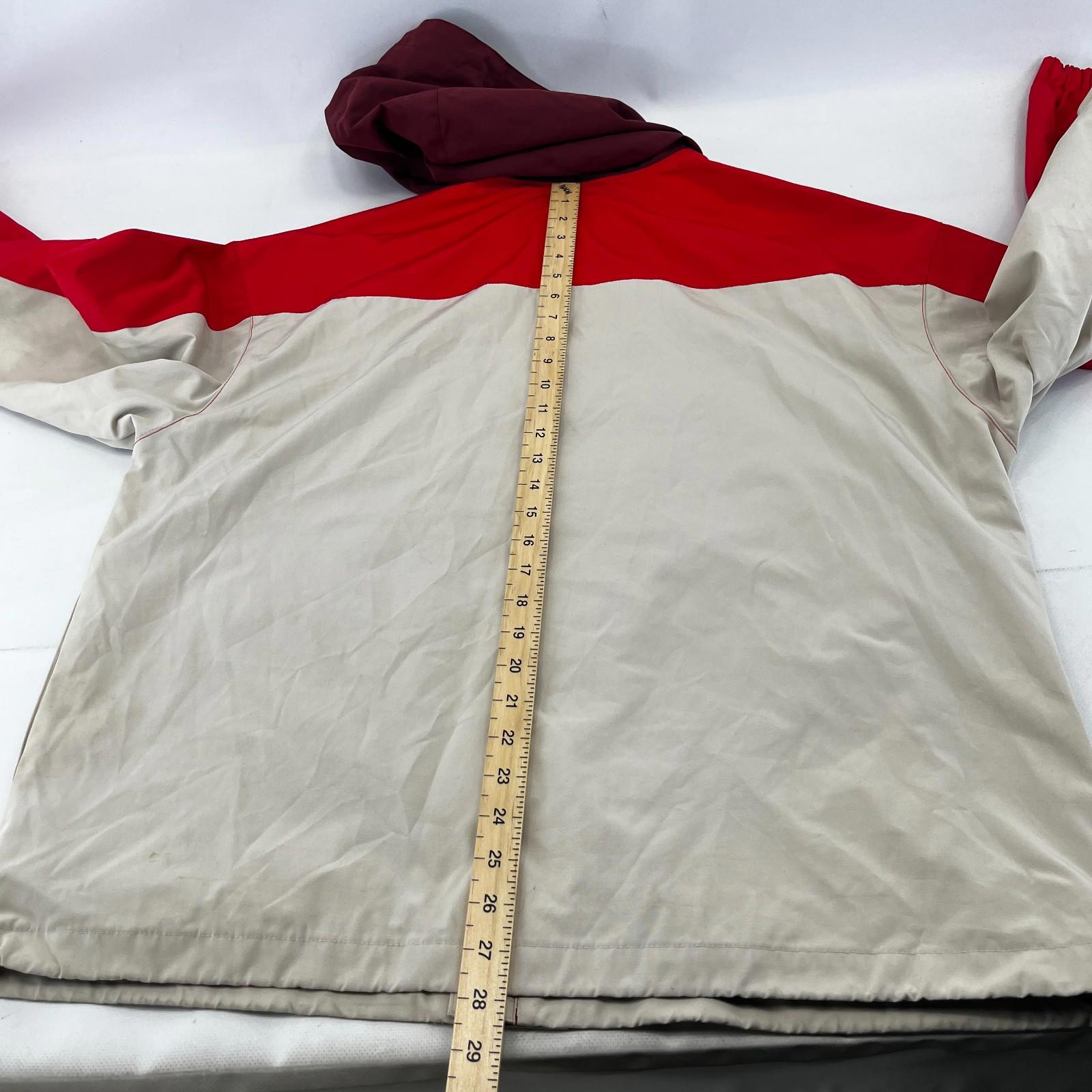 Levi's Waterproof Windbreaker Jacket Coat Mens size M Oversized Beige/Red Hooded