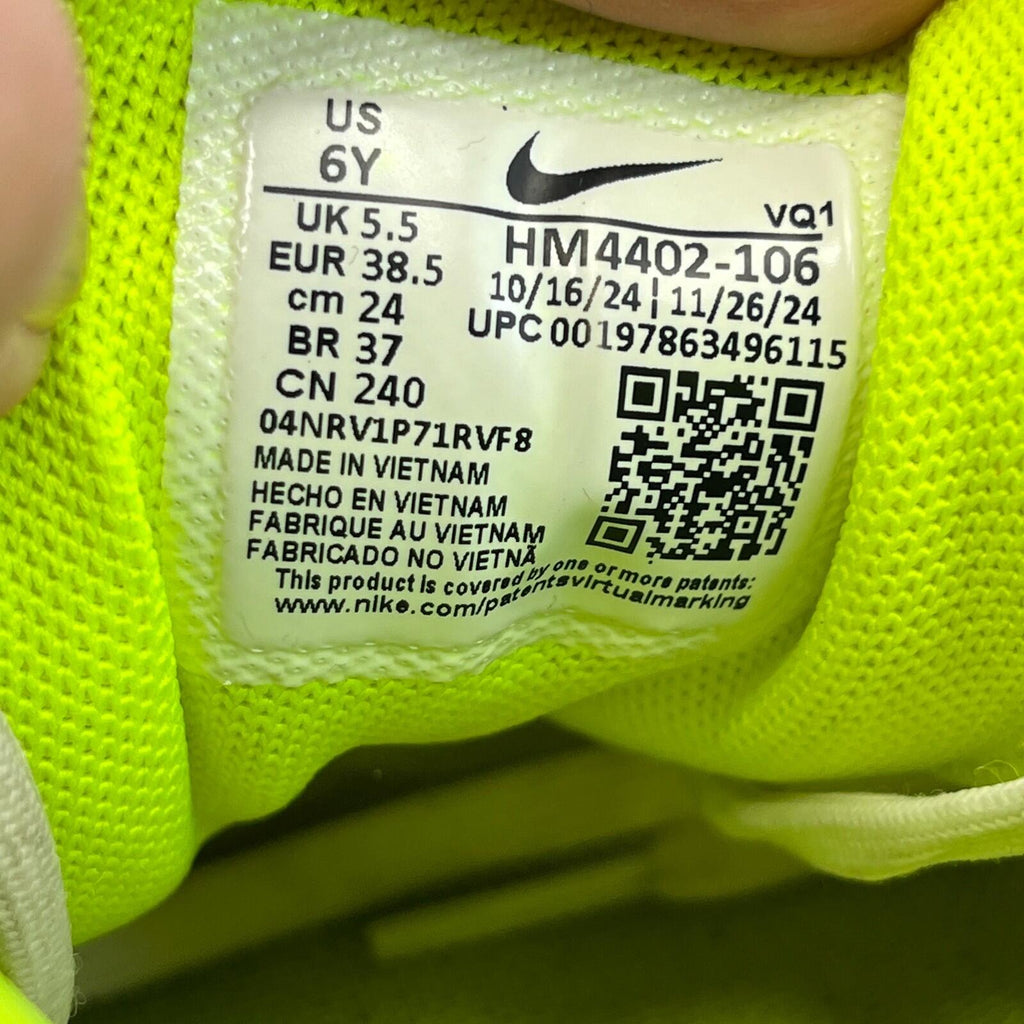 Nike Cosmic Runner White & Fluo Green Running Trainers size UK 5.5 / EU 38.5