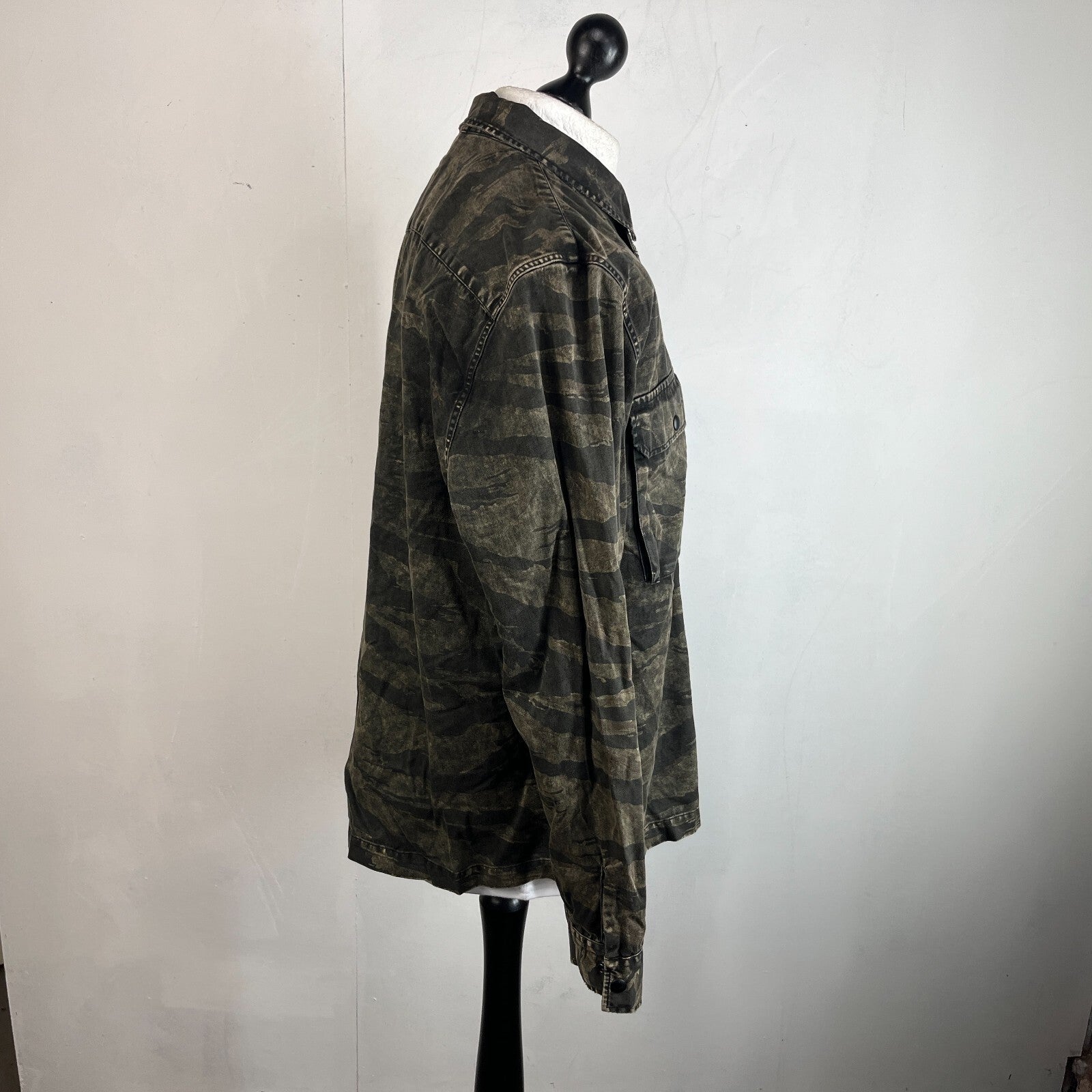 AllSaints Denim Jacket Men's size XL Relaxed Fit Distressed Tiger Camo