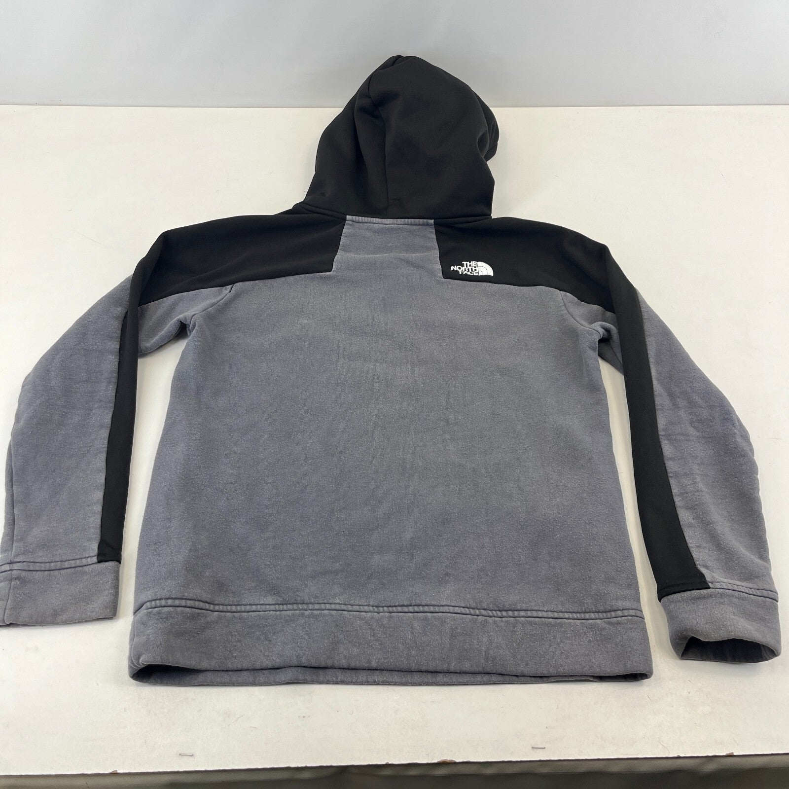 The North Face Boys Graphic Hoodie Jumper 14-15 Years XL Grey & Black