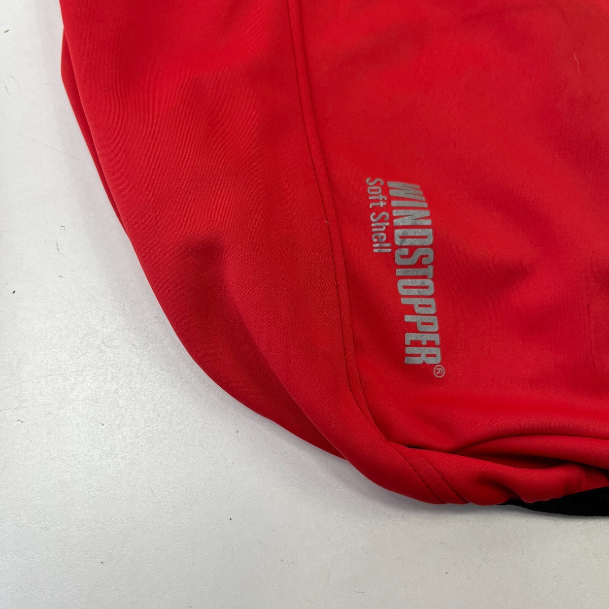 Gore Windstopper Softshell Cycling Jacket in Red size M