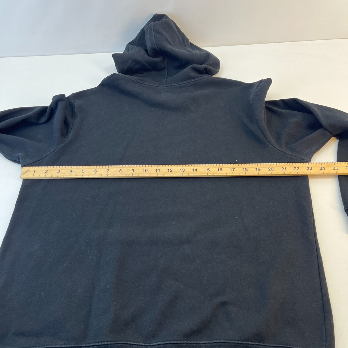 GAP Men's Black Pullover Hoodie size Large 1969 Athletic Graphic Sweatshirt
