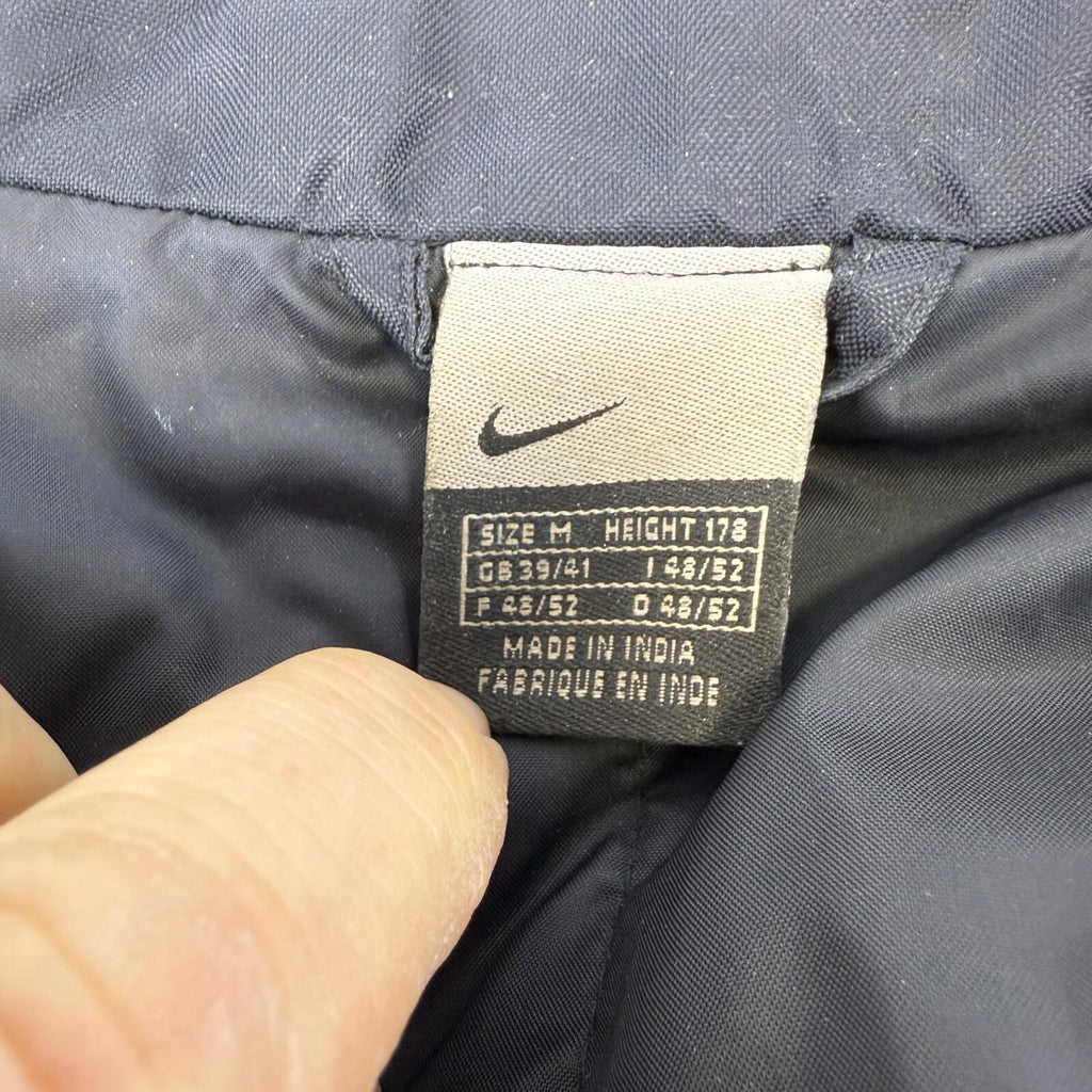 Vintage Nike Quilted Coat Jacket in Black Y2K 90s size Medium