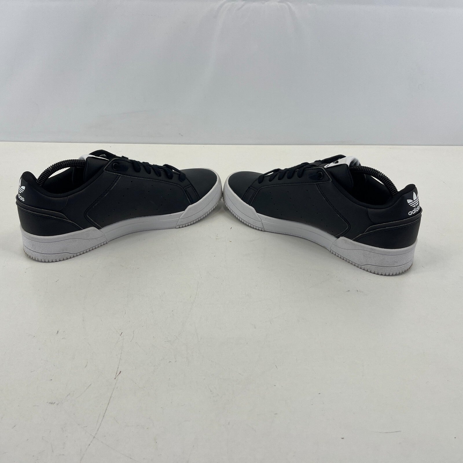 Adidas Court Tourino Trainers Black on White size UK 7 - EU 40 2/3