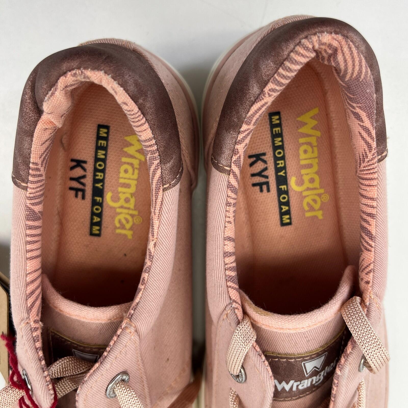 Wrangler Memory Foam Trainers in Pastel Pink UK size 65 / EU 38