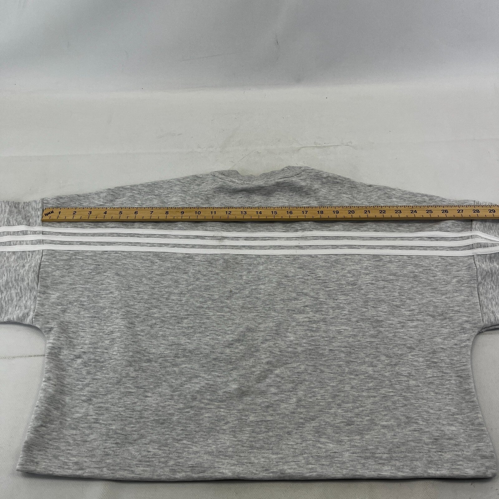 Manchester United Adidas Baggy Cropped Women's Sweatshirt Light Grey size Medium