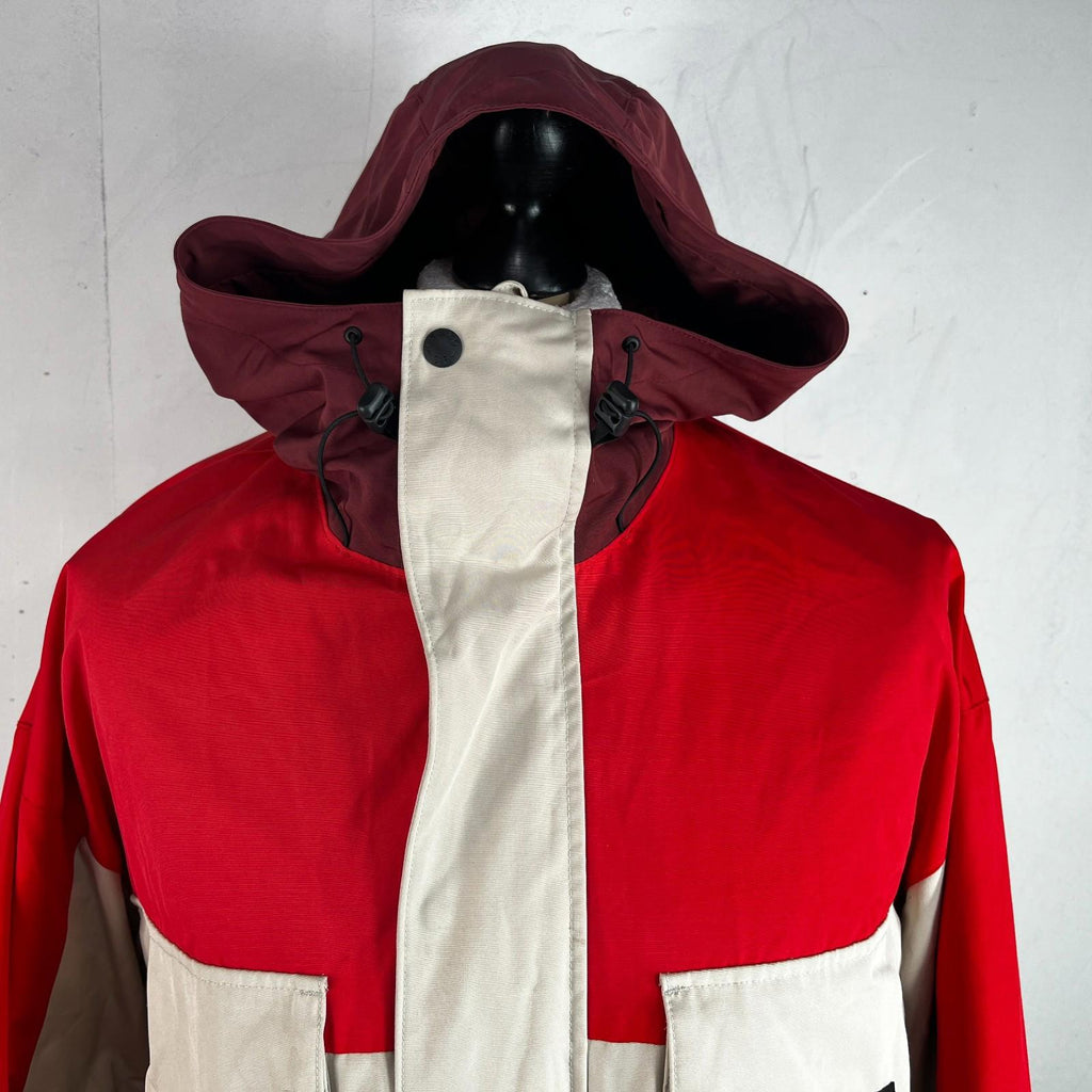 Levi's Waterproof Windbreaker Jacket Coat Mens size M Oversized Beige/Red Hooded