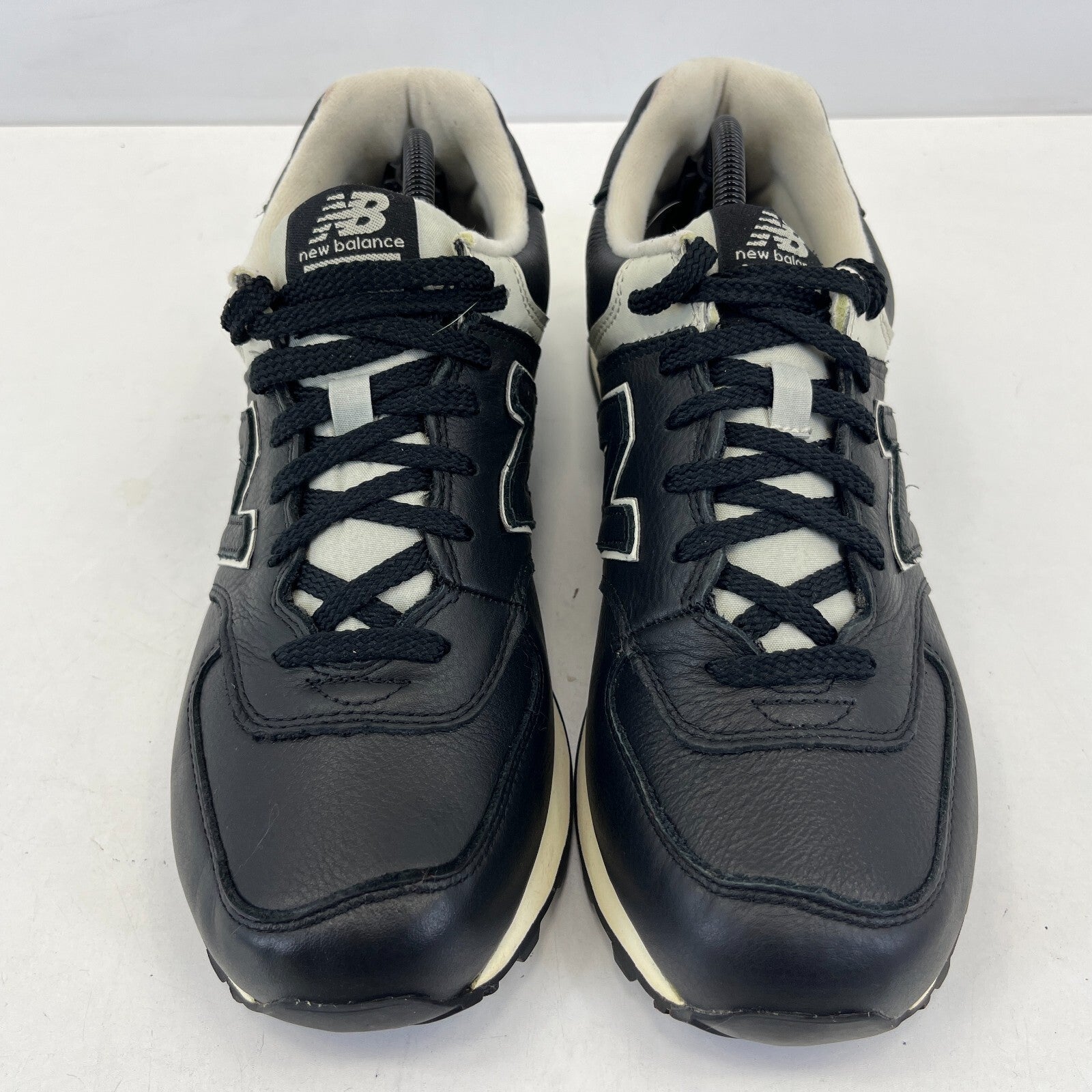 New Balance 574 Classic Leather Black & Off-White Trainers size UK 9.5 - EU 44