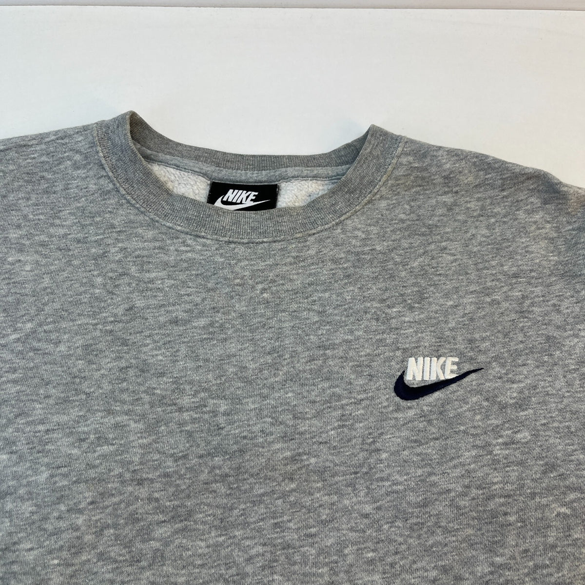 Nike Pullover Sweatshirt Grey Long Sleeve All Seasons Logo size Small