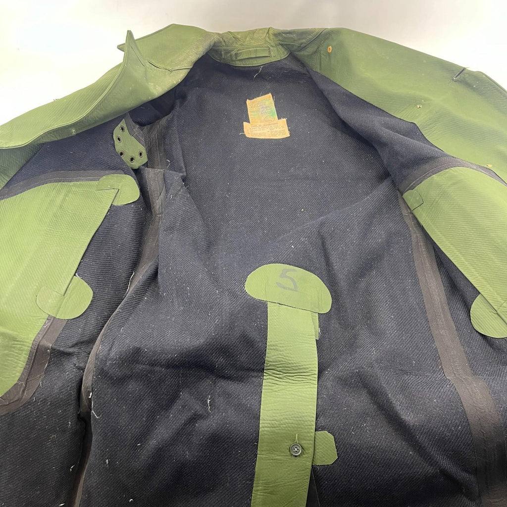 Royal Canadian Police RCMP Mackintosh Trench Coat Dark Green 80s size 5