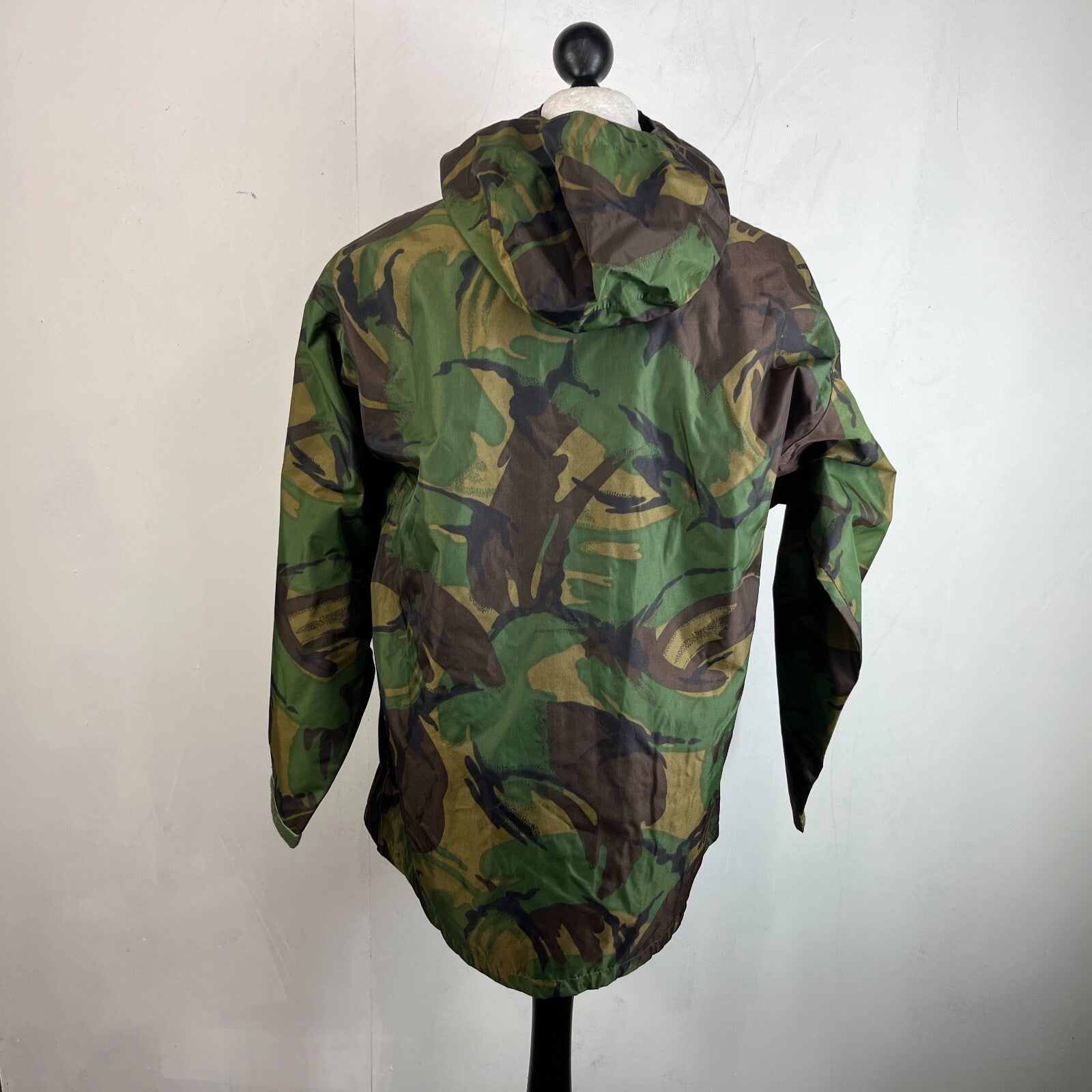 British Army DPM Waterproof Combat Smock 170/100 (Large) Woodland Camo Jacket