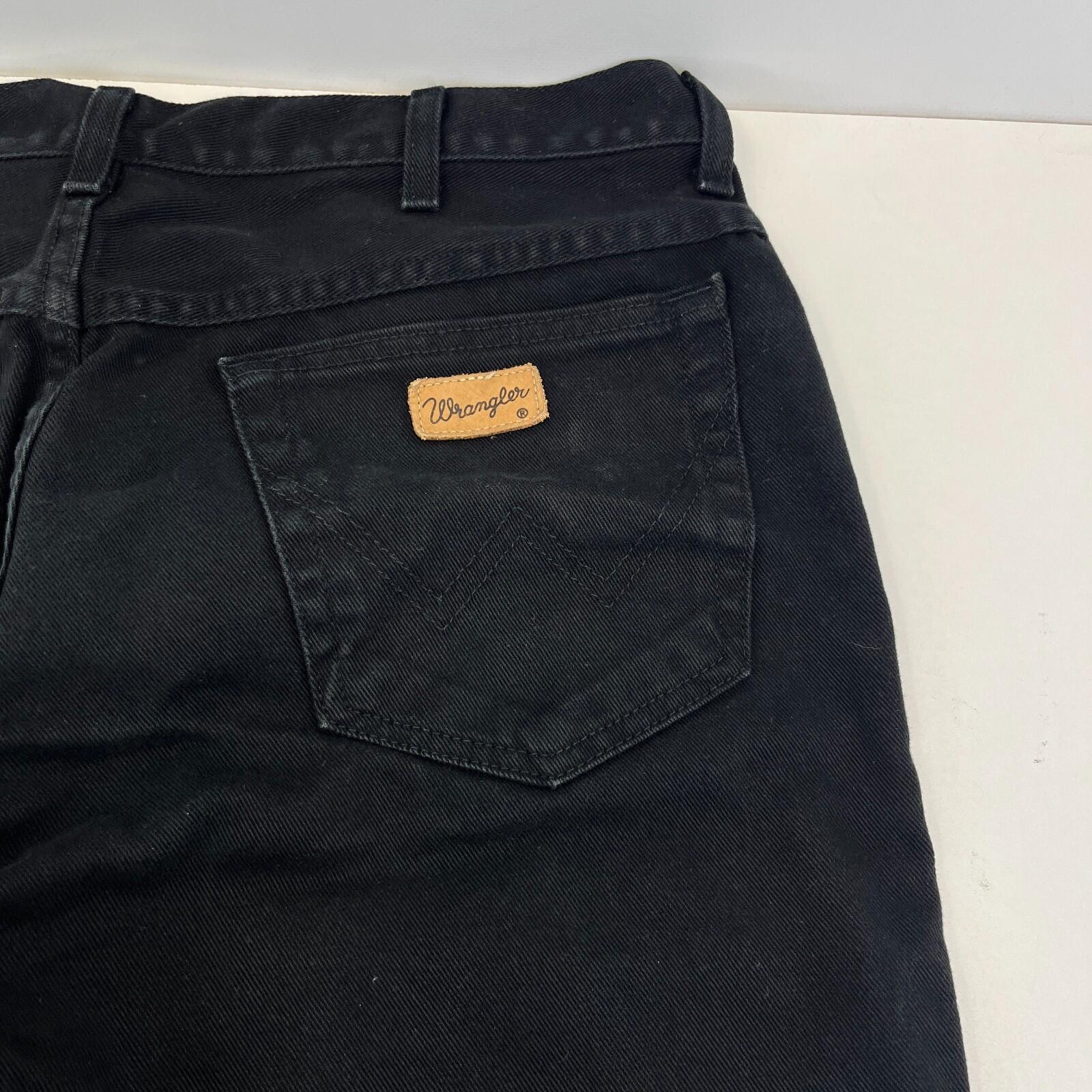Wrangler Texas Straight Leg Jeans in Black 100% Cotton Waist 38" Leg 34" W38 L34