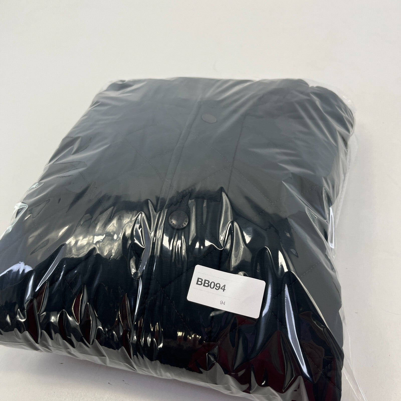 Barbour Chelsea Sportsquilt Jacket in Black Men's size Small