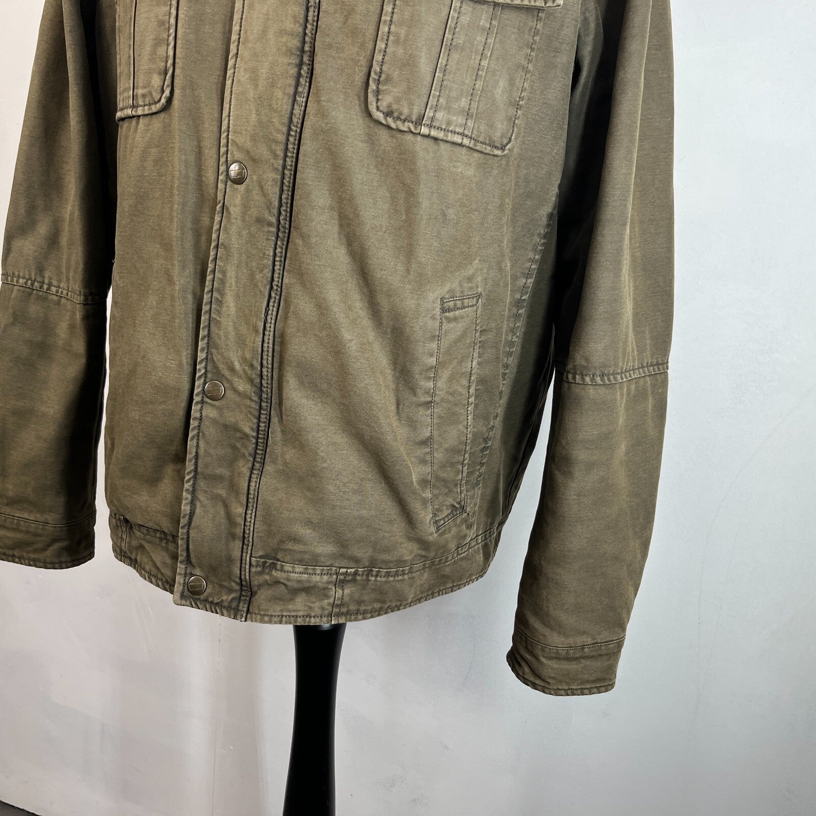 Levi's Vintage Quilted Cotton Khaki Bomber Trucker Jacket Mens size XL