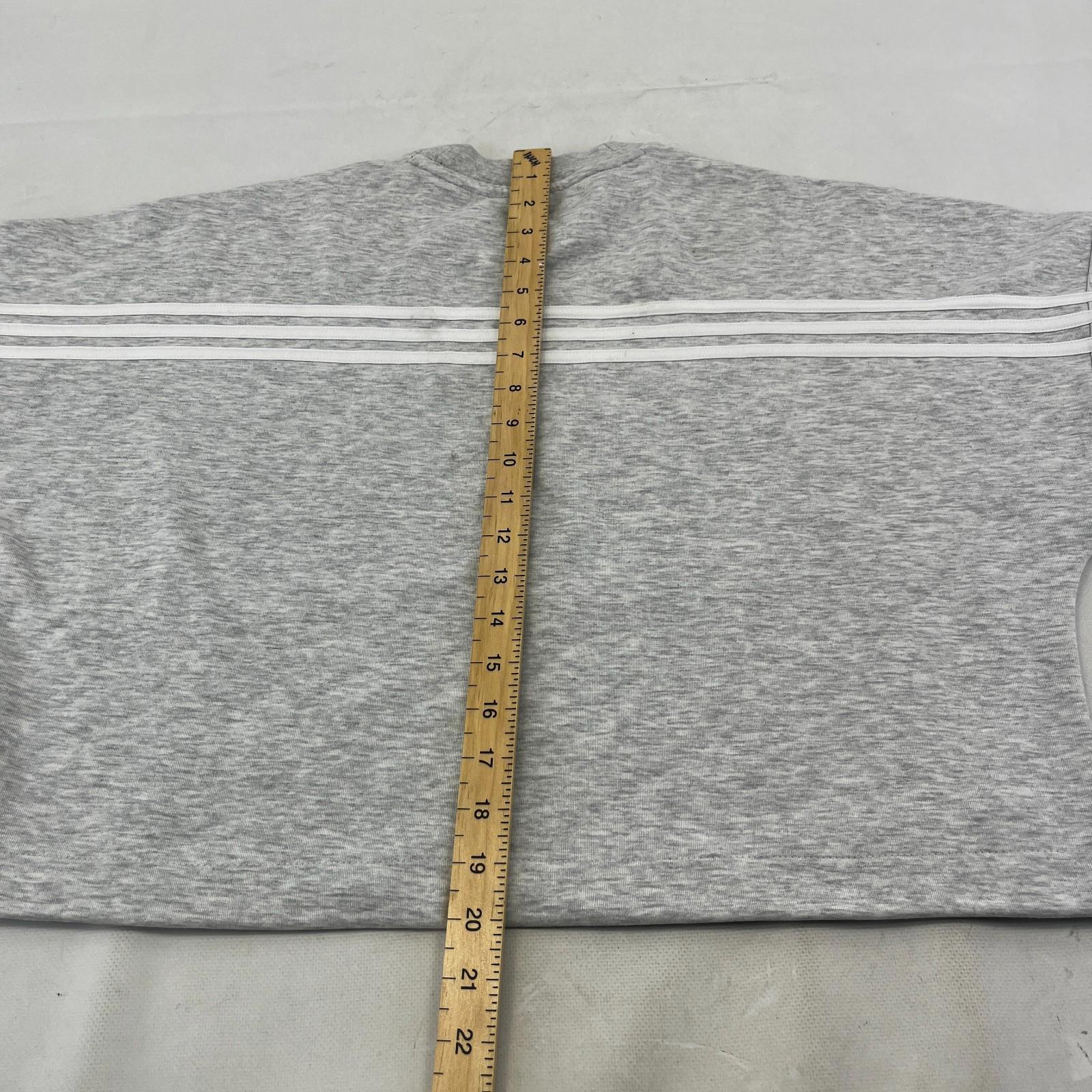 Manchester United Adidas Baggy Cropped Women's Sweatshirt Light Grey size Medium