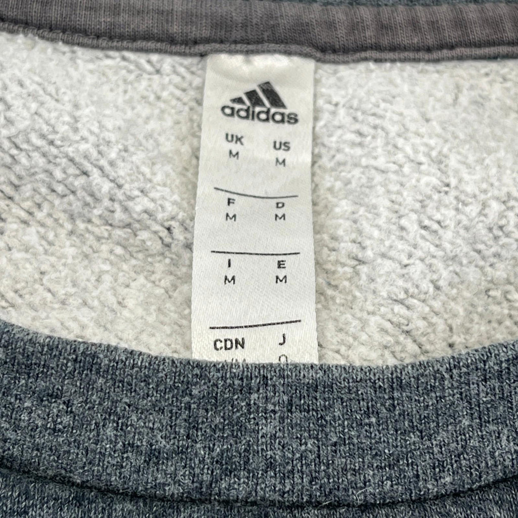 Adidas Round Neck Sweatshirt in Grey Men's size Medium