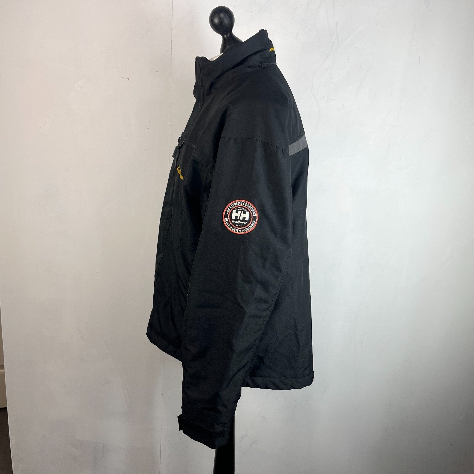 Helly Hansen Workwear Jacket Men's size XL Black Chore Coat Quilt Lined